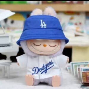 Labubu baseball outfit-doll NOT included